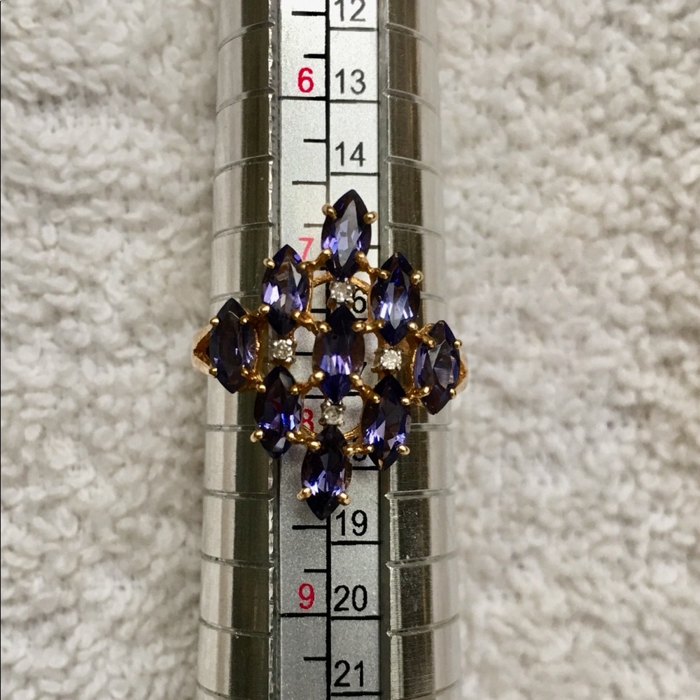 Ladies Amethyst ring